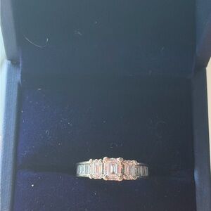 14k white gold diamond ring